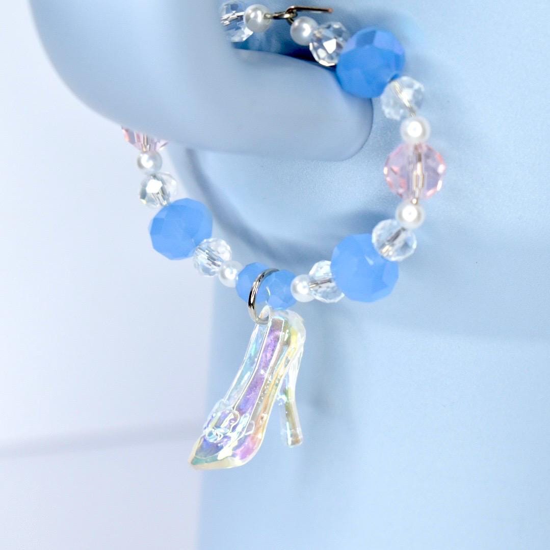 Cinderella Slipper Tumbler Handle Bracelet: Crystal & Iridescent Charm