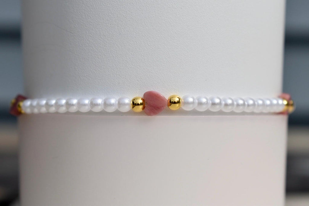 Pearl Beaded Bracelet with Pink Hearts and Gold Accents