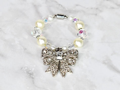 Pearl Elegance Bow Tumbler Handle Charm Bracelet