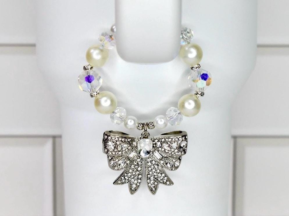 Pearl Elegance Bow Tumbler Handle Charm Bracelet