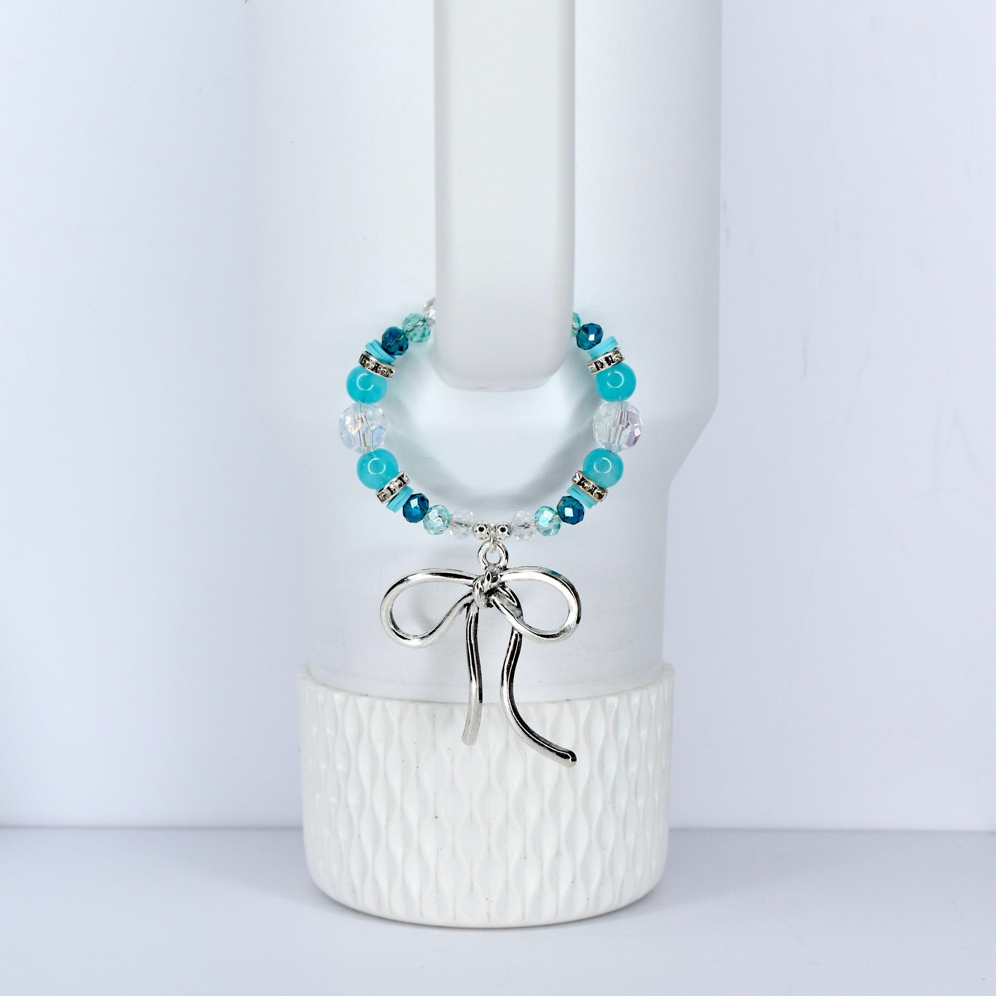 Turquoise Tumbler Handle Bracelet: Green Blue Beaded Accessory with Silver Accents