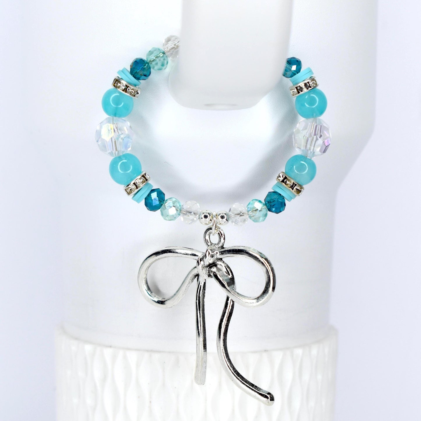 Turquoise Tumbler Handle Bracelet: Green Blue Beaded Accessory with Silver Accents