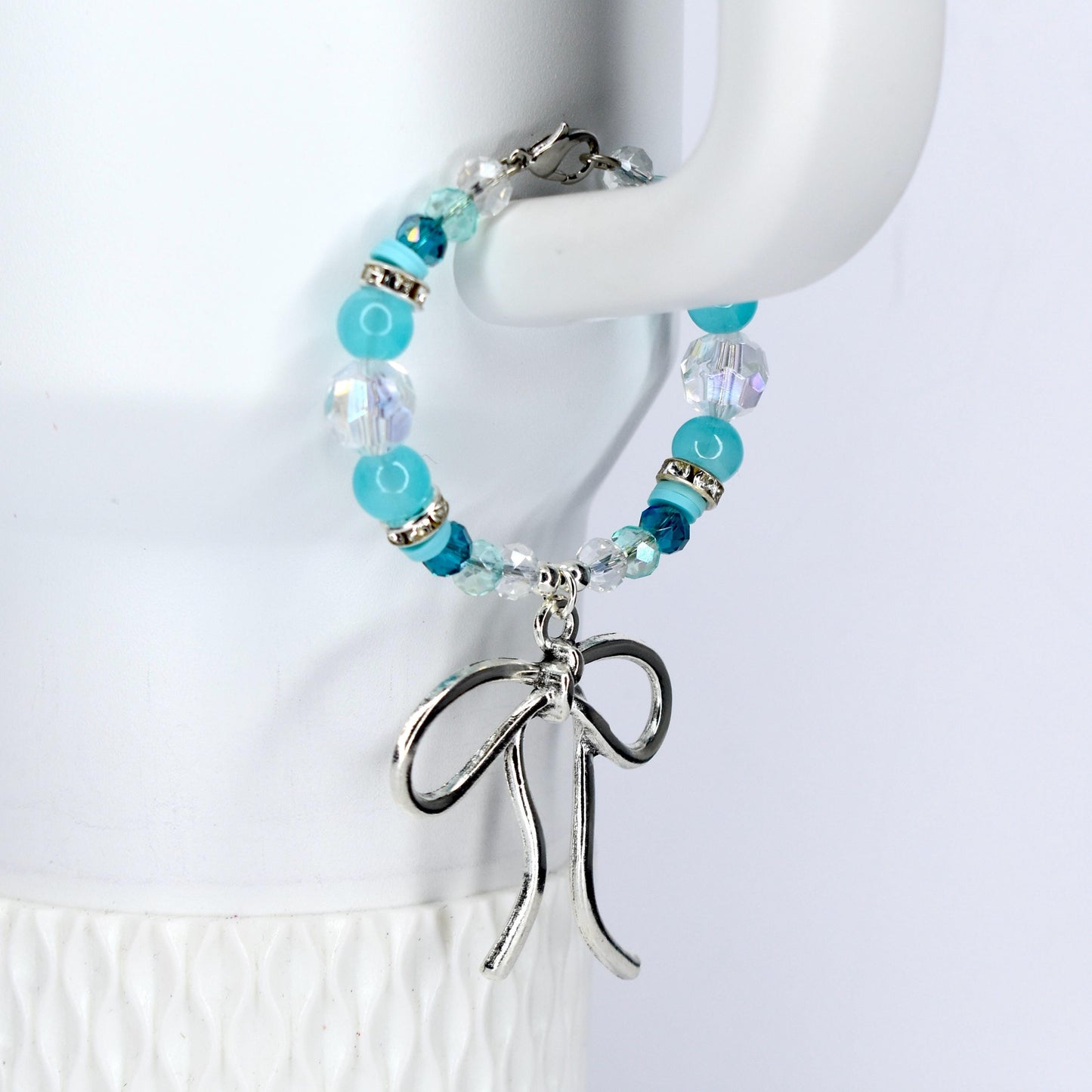 Turquoise Tumbler Handle Bracelet: Green Blue Beaded Accessory with Silver Accents