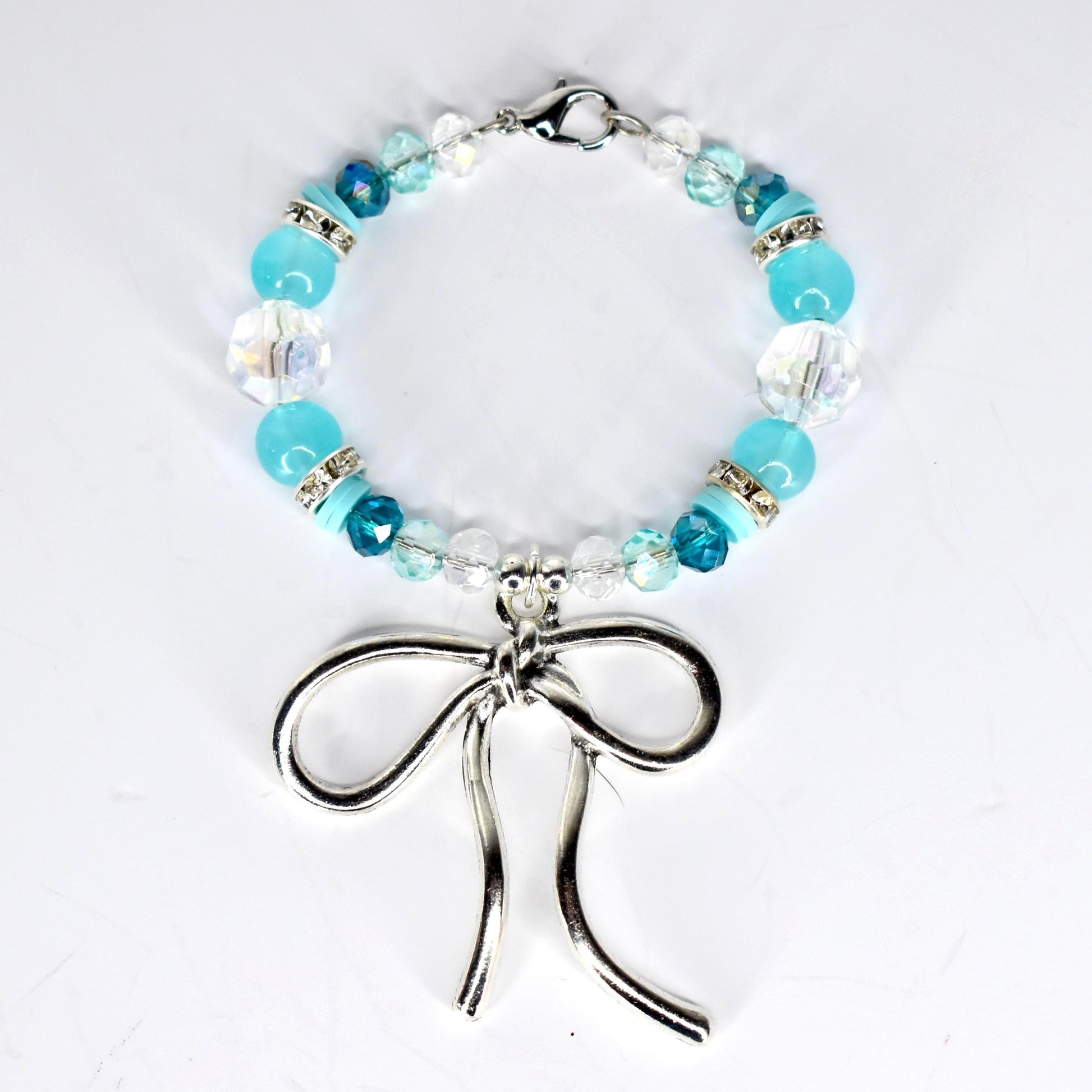Turquoise Tumbler Handle Bracelet: Green Blue Beaded Accessory with Silver Accents
