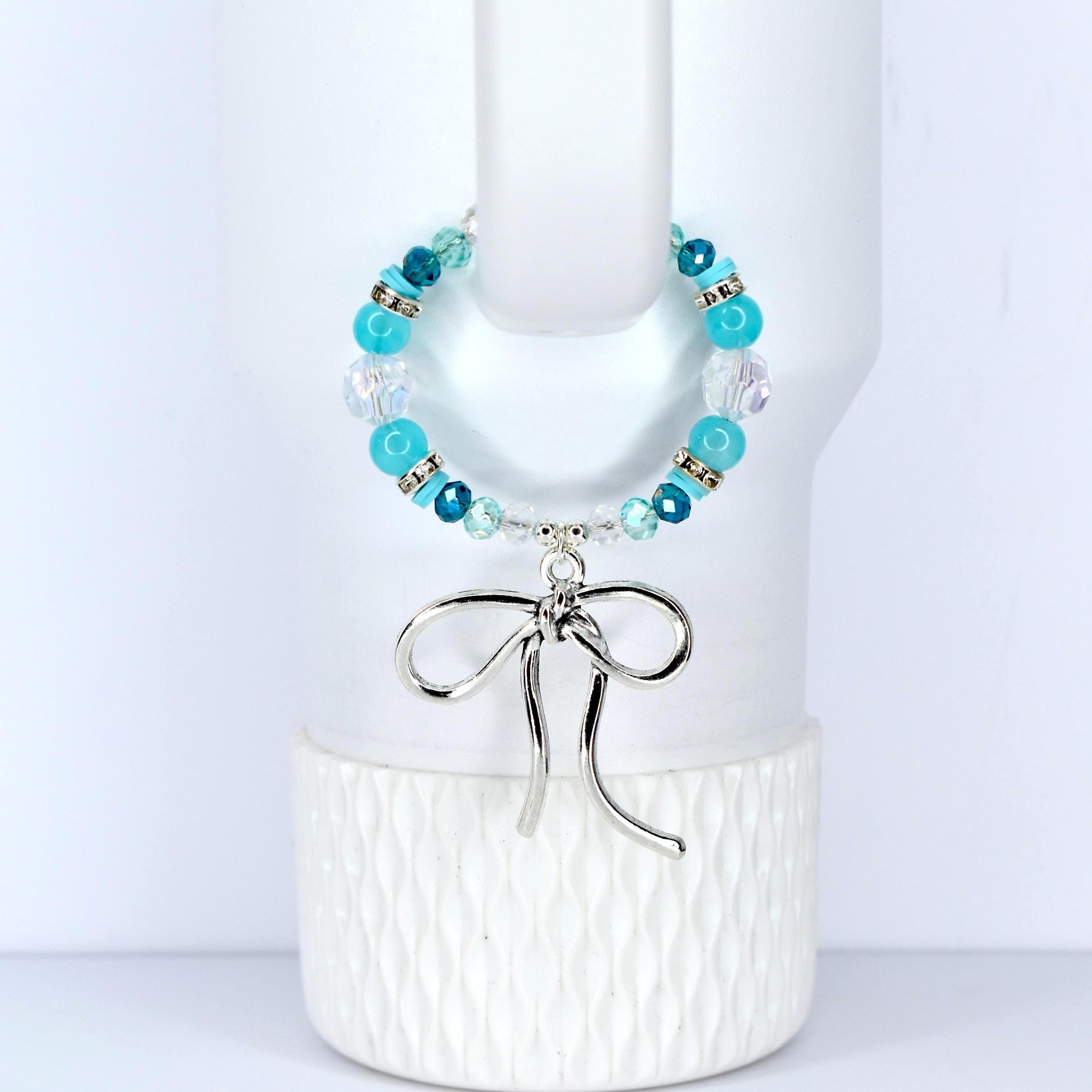Turquoise Tumbler Handle Bracelet: Green Blue Beaded Accessory with Silver Accents