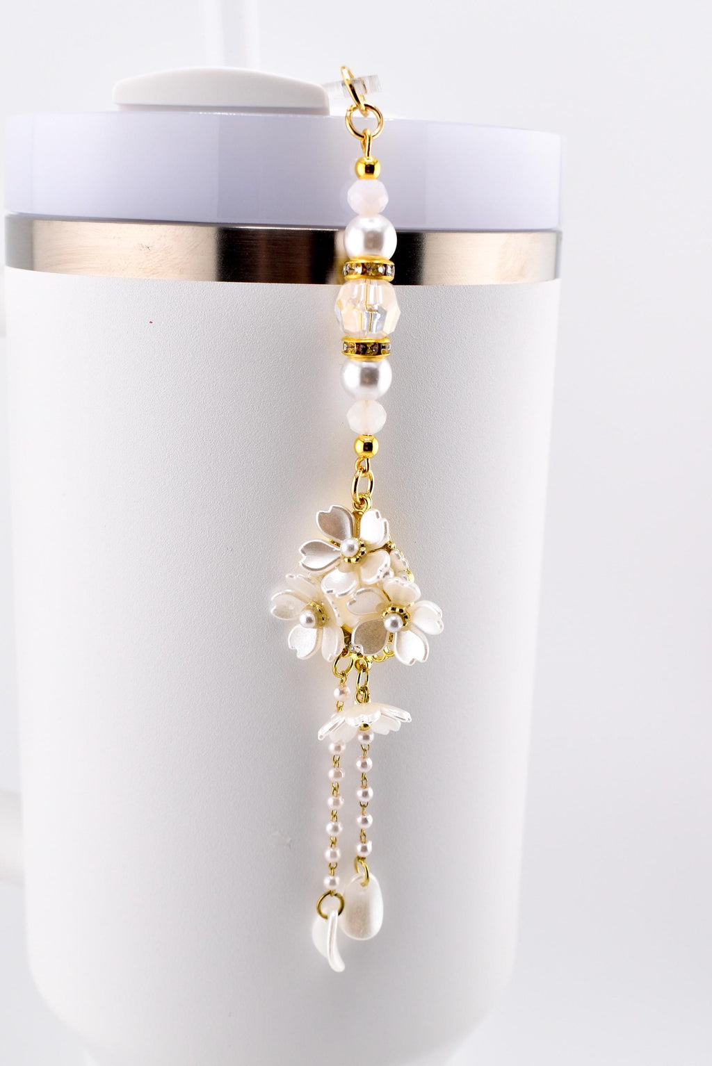 Floral Pearl Tumbler Straw Charm with Gold Accents