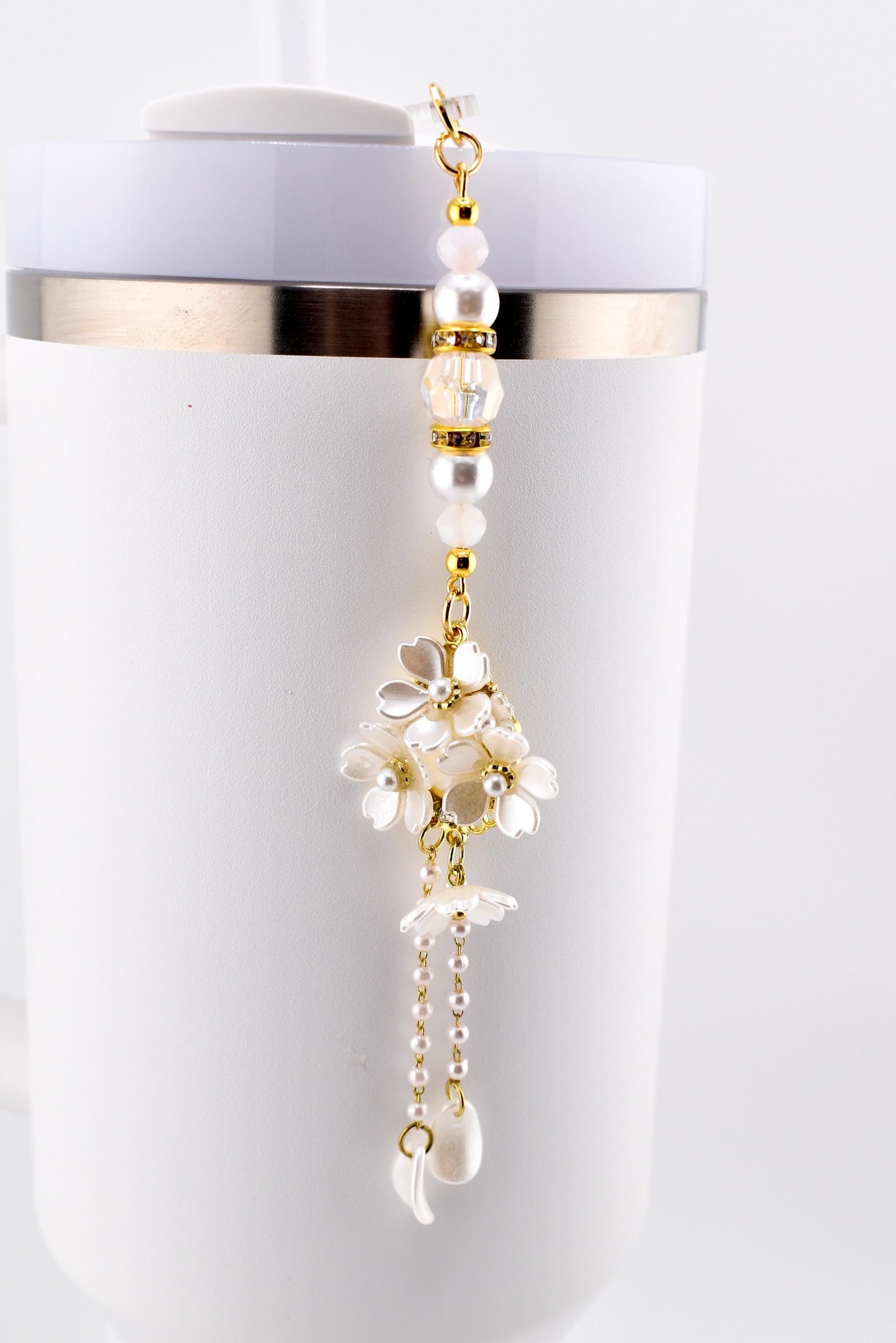 Floral Pearl Tumbler Straw Charm with Gold Accents