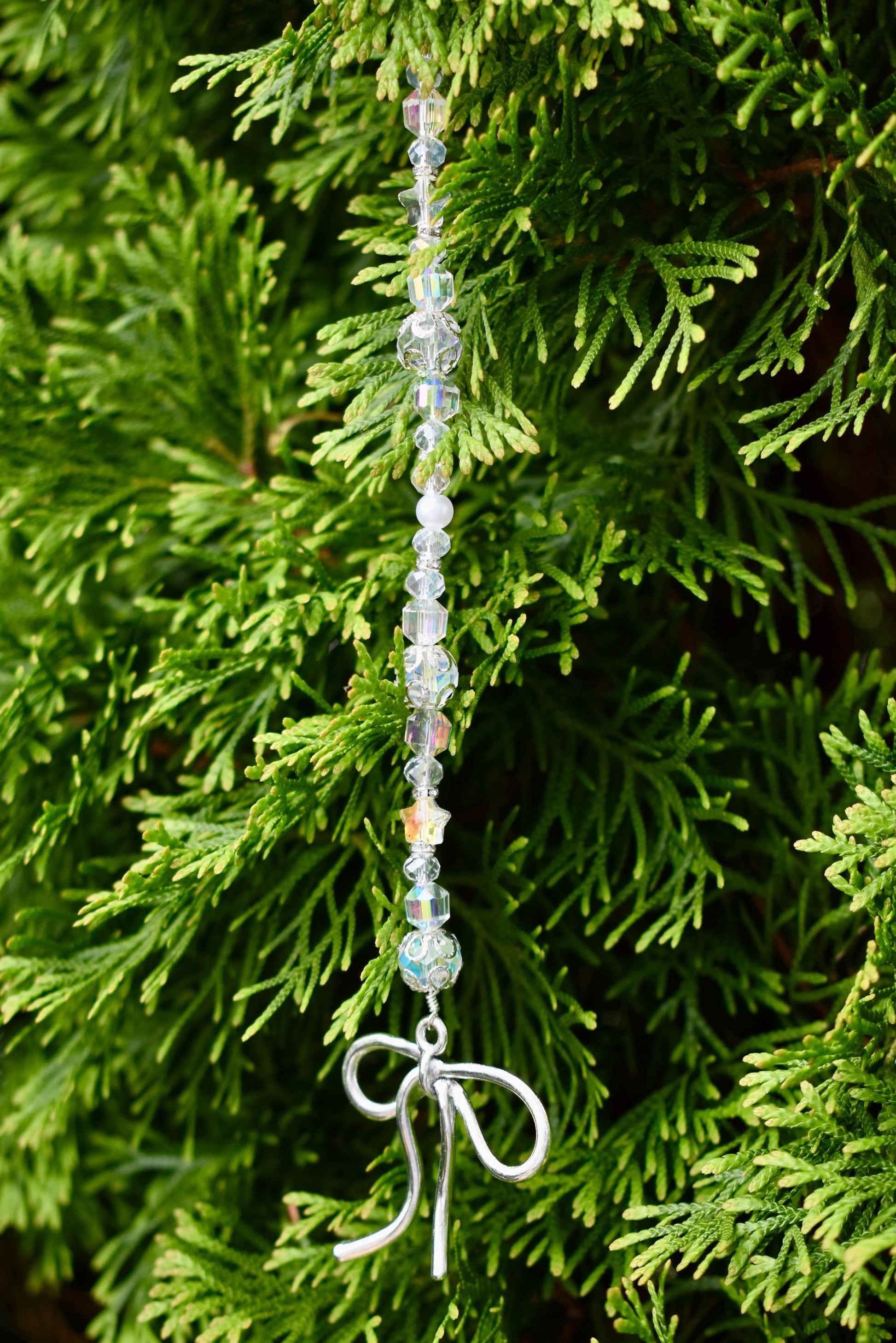 Set of 5 Crystal Beaded Bow Christmas Tree Ornaments | Coquette Christmas Decor | Glass Bead Icicle Ornaments | Silver Bow Charm Tree Trim