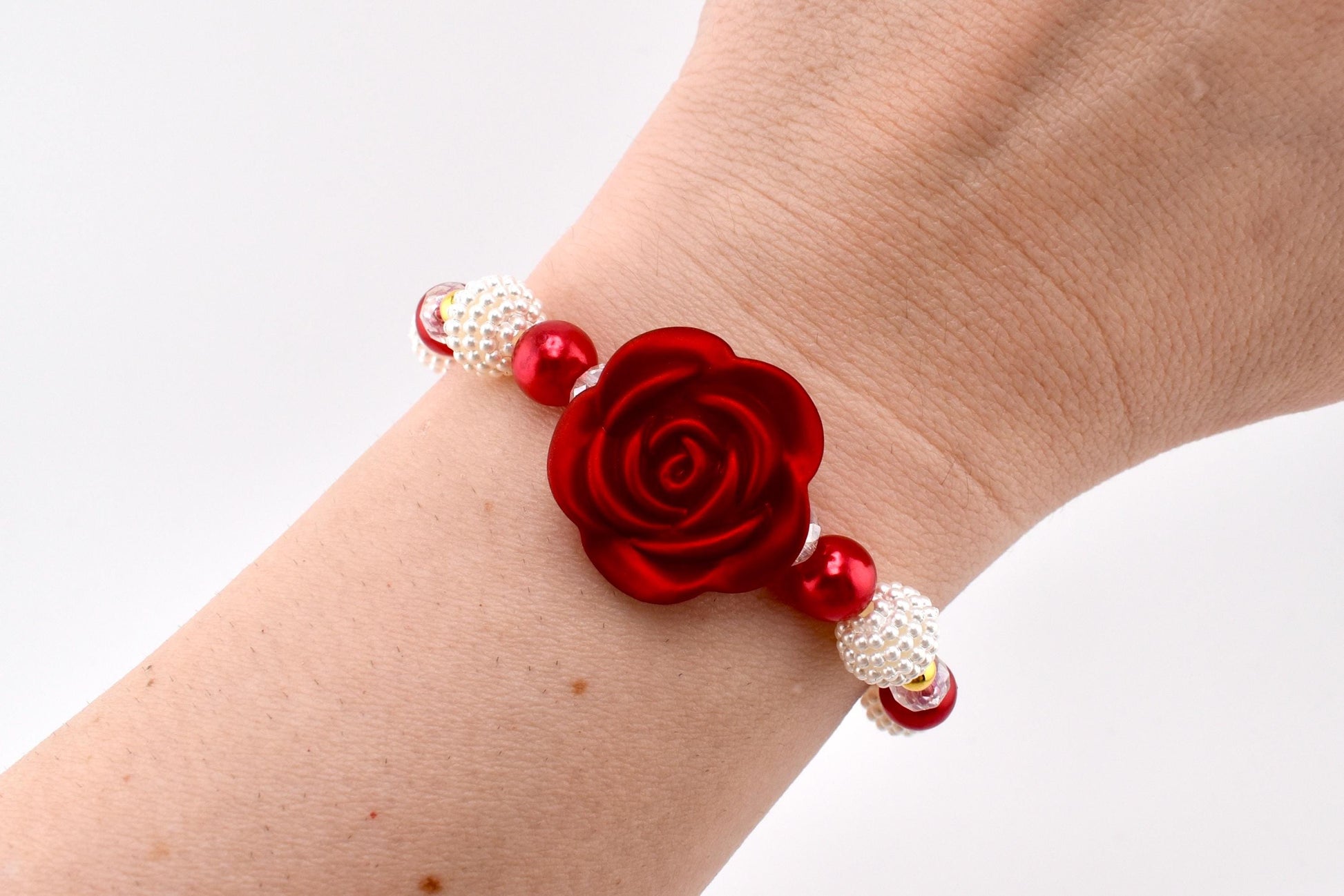 Red Rose and Pearl Beaded Bracelet