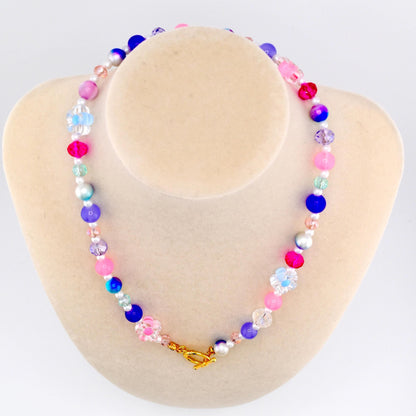 Beaded Flower Necklace | Pink Purple Blue Daisy Bead Necklace | Gold Toggle Clasp