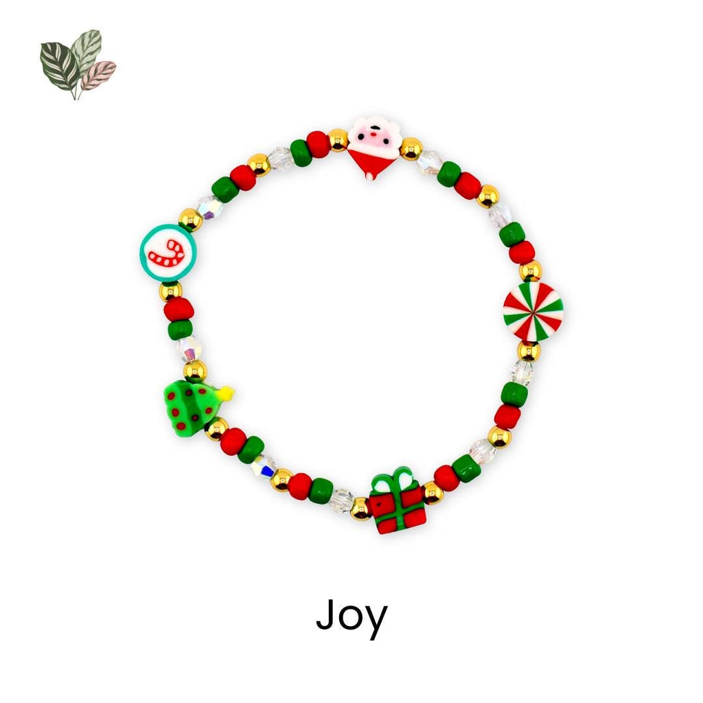 Merry Christmas Beaded Bracelet Stack – Red, Green & Gold Holiday Charm Bracelets